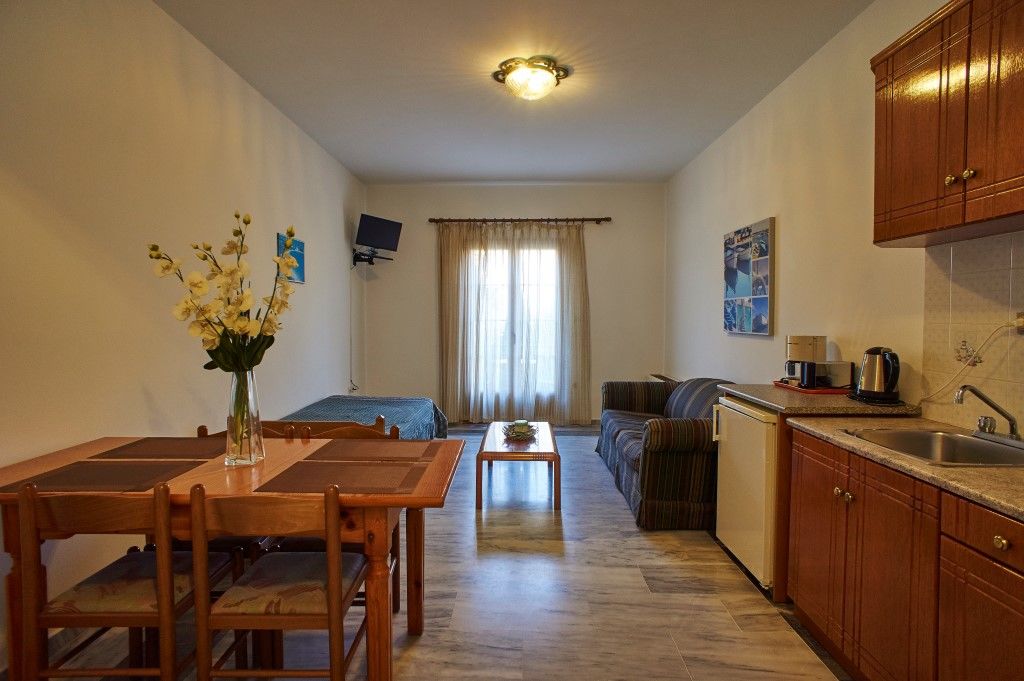 Angela Apartments Коккари Экстерьер фото